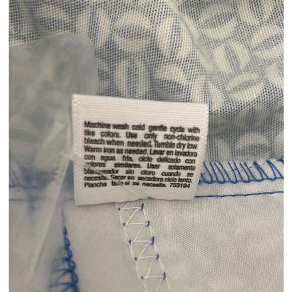 NWT Blue White Geometric Print Stretch Capri Pants Size 14 St. John Bay Casual - Picture 8 of 8